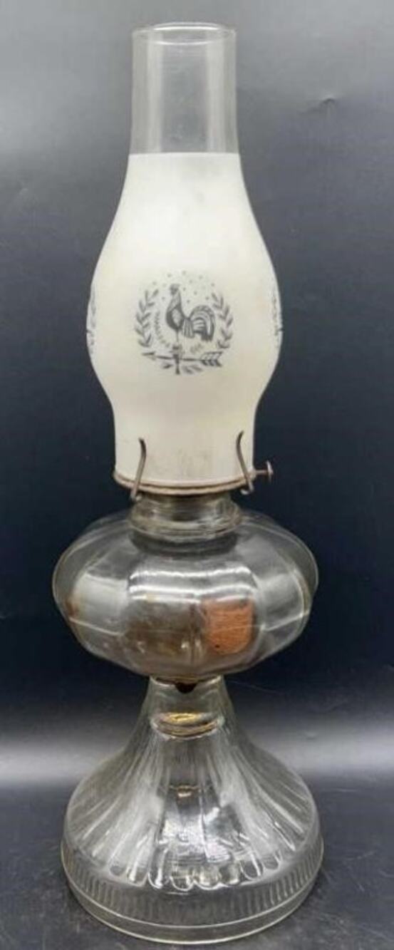 Antique Glass Oil Lamp w/ Frosted Etched Chimney 18″ Victorian Decor